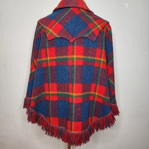 Vintage 70's Pioneer Wear Red Plaid Wool Collared Poncho Size Small - Picture 9 of 12
